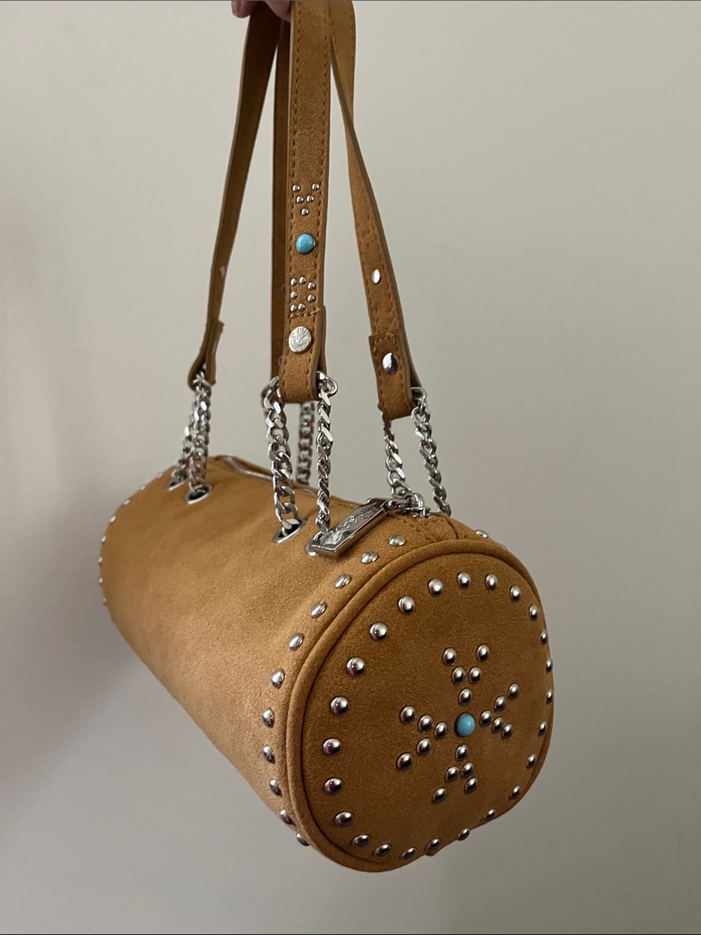 NWT Von Dutch Studded Barrel Shoulder Bag with Chain Straps & Teal Gems - Picture 2 of 7
